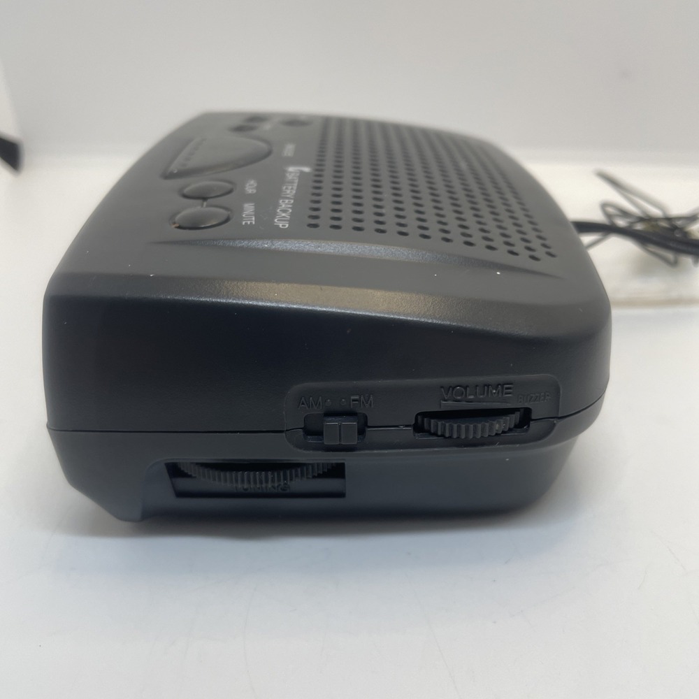 Craig FM RADIO ALARM CLOCK Model NO:-CCR45314 Tested - Picture 4 of 15